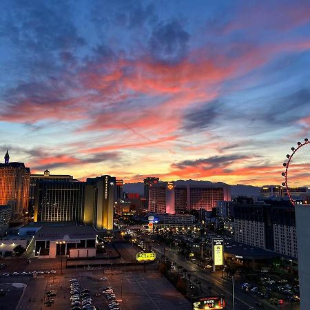 Condo At Platinum Hotel Strip View Las Vegas Bagian luar foto
