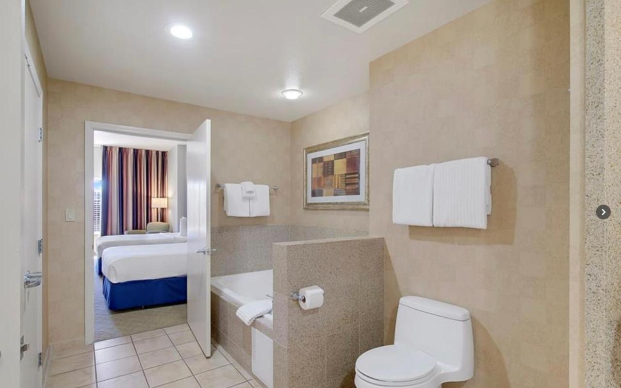 Condo At Platinum Hotel Strip View Las Vegas Bagian luar foto