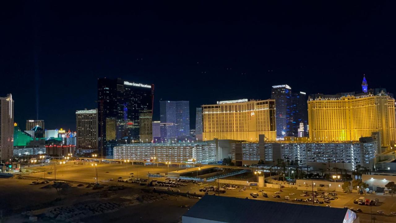 Condo At Platinum Hotel Strip View Las Vegas Bagian luar foto